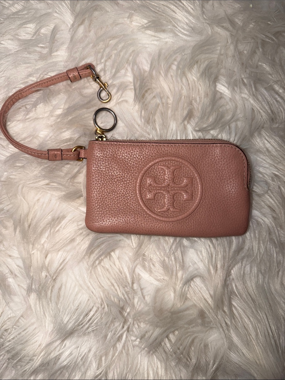 Tory Burch Dusty Rose Pebbled Leather Wristlet Phone Case